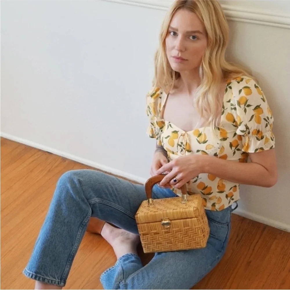 Reformation Delevan top in lemon print